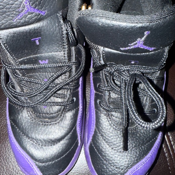 Jordan 12 - Picture 1 of 2